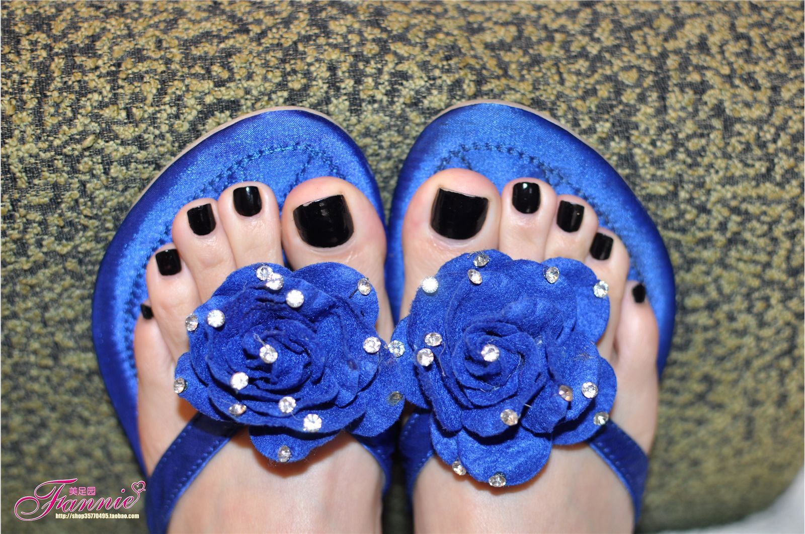 趾间嫣然2011（蓝色人字拖） 芬妮丝足